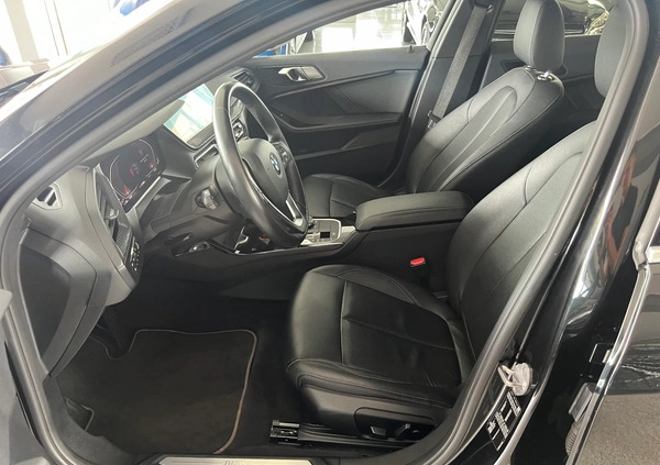 BMW Seria 1 cena 94900 przebieg: 141000, rok produkcji 2019 z Tychy małe 407